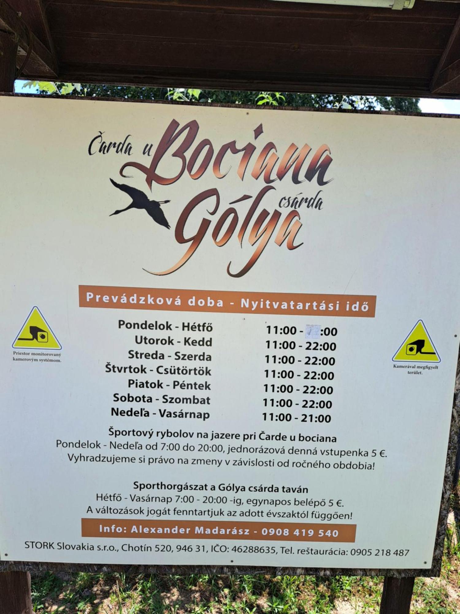 Grapeline Guesthouse Chotin Bagian luar foto
